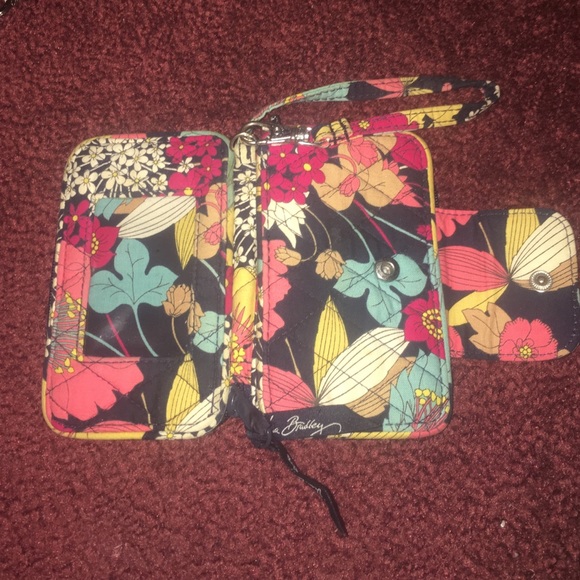 (EUC) Vera Bradley all in one wristlet