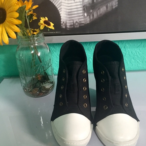 Booties - Picture 3 of 3