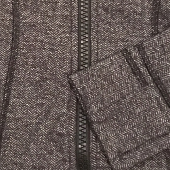 Black and Grey Lulu Lemon - Picture 1 of 4