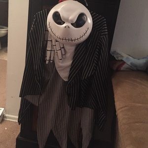 Costume ON HOLD ‼️