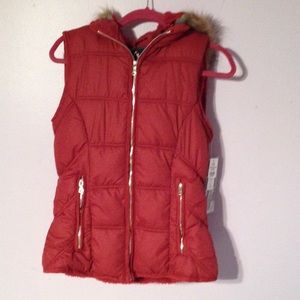 NWT Red Fleece Bubble Vest
