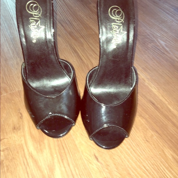 Black Patent  Open Toe Heel