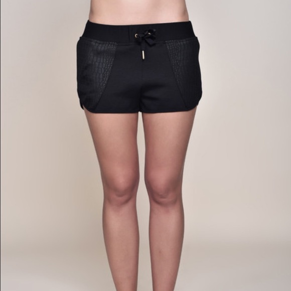 ALALA NEOPRENE SHORT