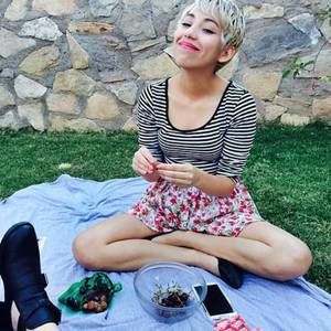 Meet your Posher, Marissa