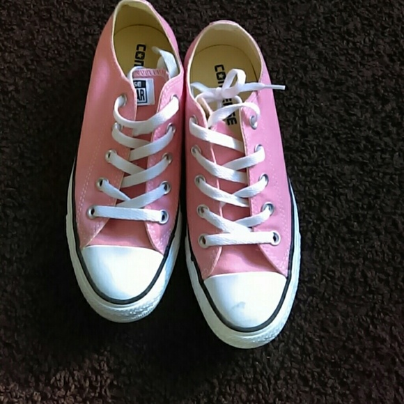 Peach / Baby Pink Chucks