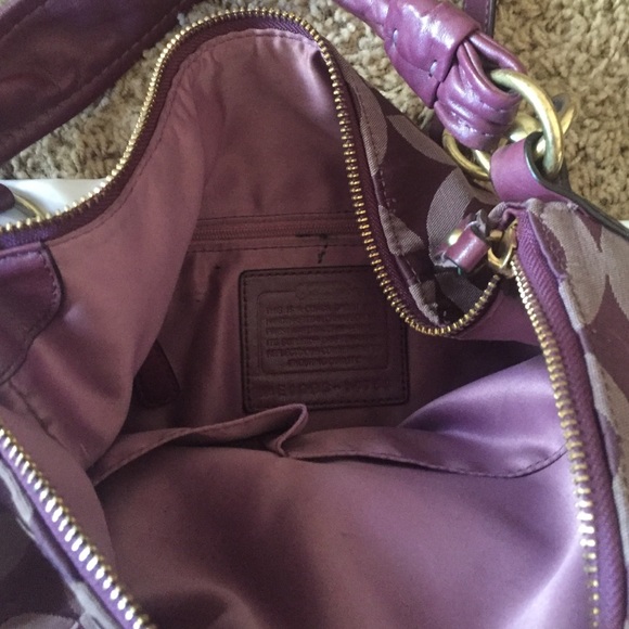 Perfect for summer Purple Coach cross body! - Picture 4 of 4