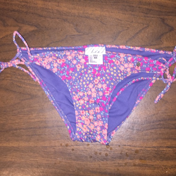 swim suit bottoms