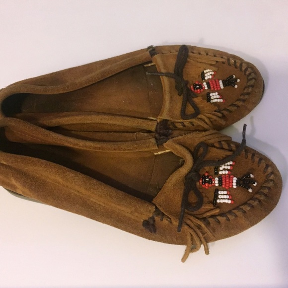 Minnetonka Beaded Thunderbird Moccasin