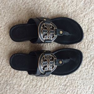 Tory burch Amanda flat thong tumbled leather