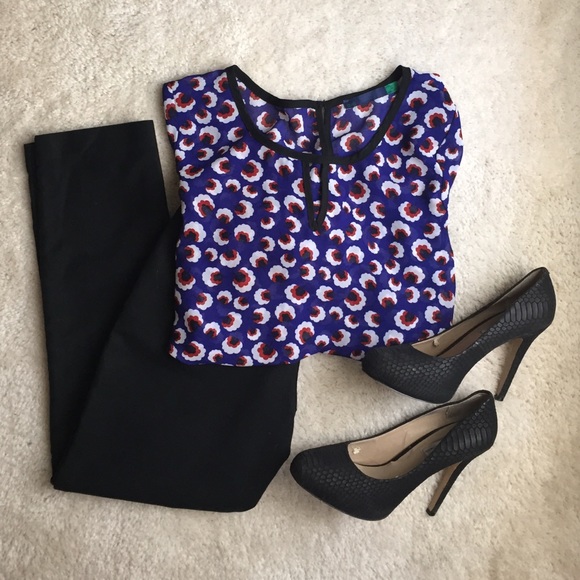 Ava Sheer blouse - Picture 3 of 5