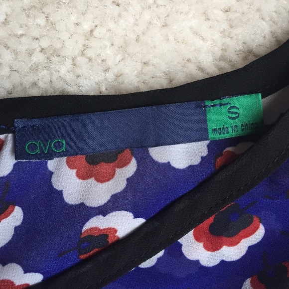 Ava Sheer blouse - Picture 5 of 5