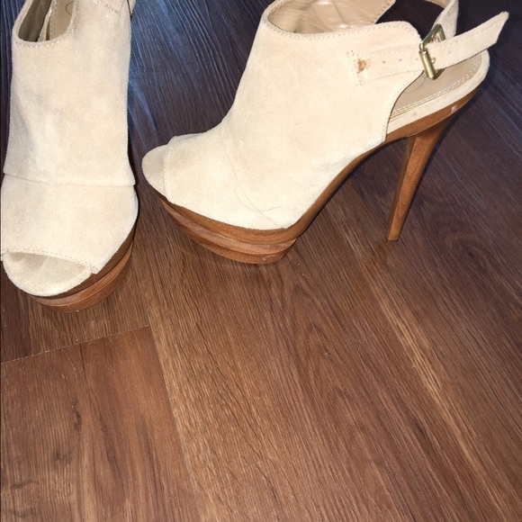 Tan Platform Slingback - Picture 2 of 4