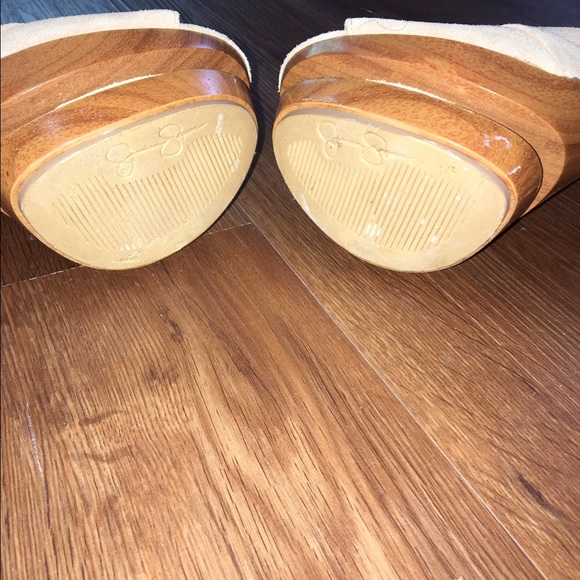 Tan Platform Slingback - Picture 4 of 4