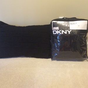 DKNY Black Bed Spread! FINAL PRICE-- FIRM