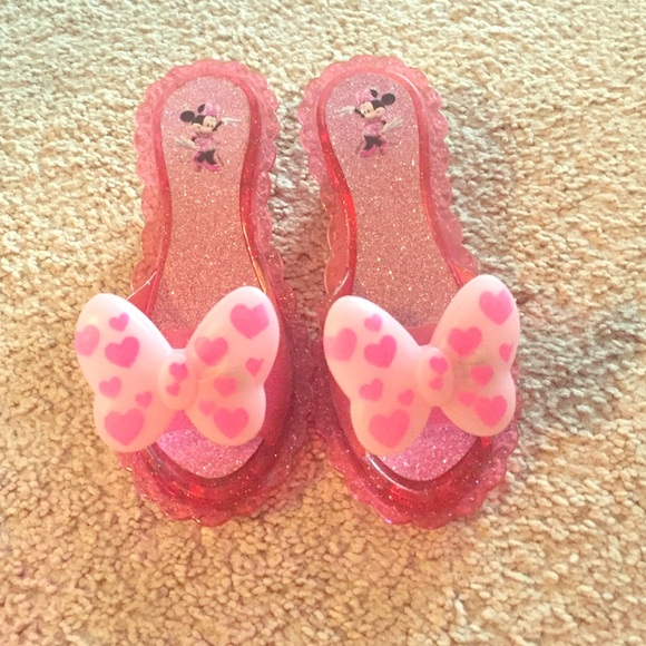 Mini mouse play heels