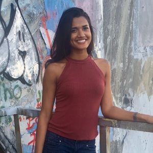 Meet your Posher, Sierra