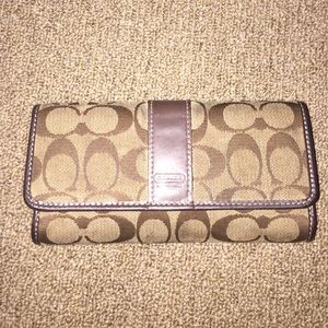 Coach wallet with small pouch inside