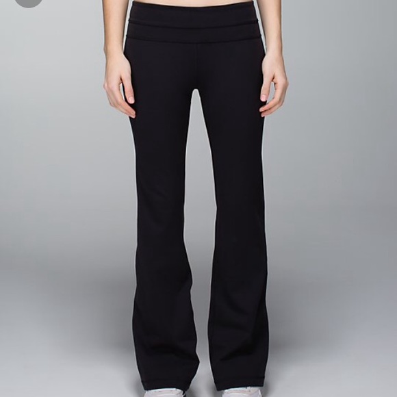 lululemon athletica black Groove Pant, size 6