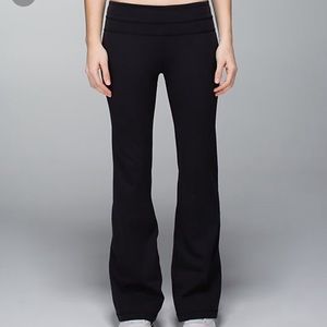 lululemon athletica black Groove Pant, size 6