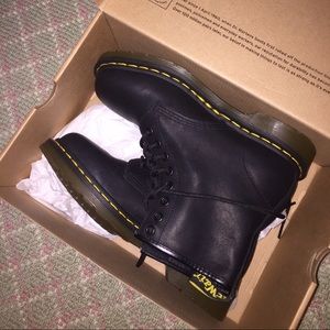 Brand new never worn size 8 docs!!