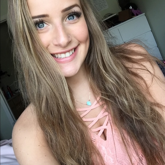 Debbie - Picture 1 of 1