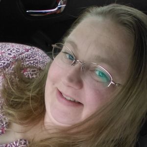 Meet your Posher, Cassandra