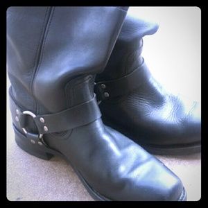 Men's size 12 Harley-Davidson riding boots