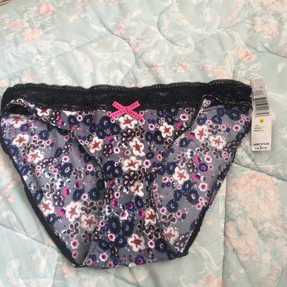 Panties - Picture 1 of 1