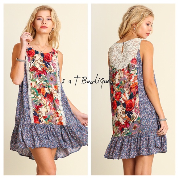 2 a T Boutique  Dresses & Skirts - 🎉SALE 🎉LAST ONE Floral tunic dress