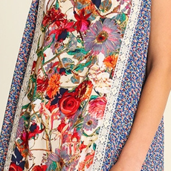 🎉SALE 🎉LAST ONE Floral tunic dress - Picture 2 of 2