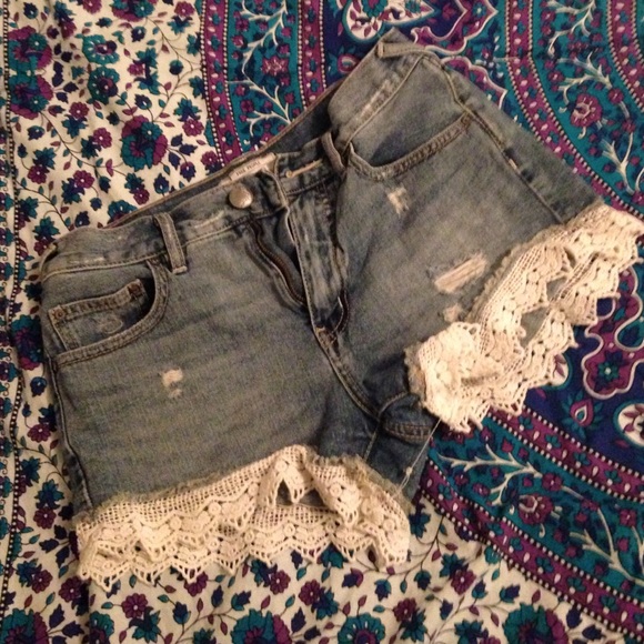Free people lace jean shorts size 25