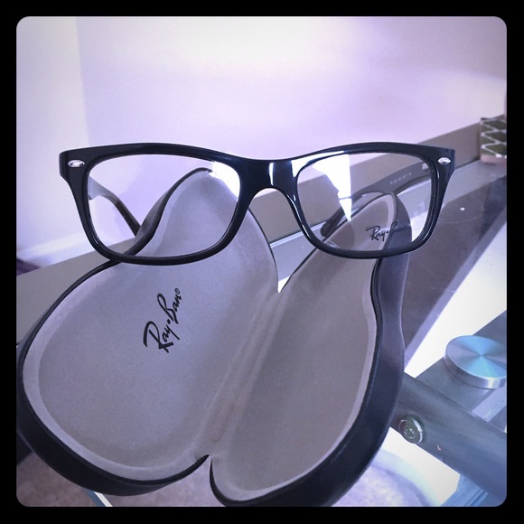 Never worn Ray Ban 5228 Eye Size 50
