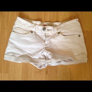 Women's Levi's shorty shorts