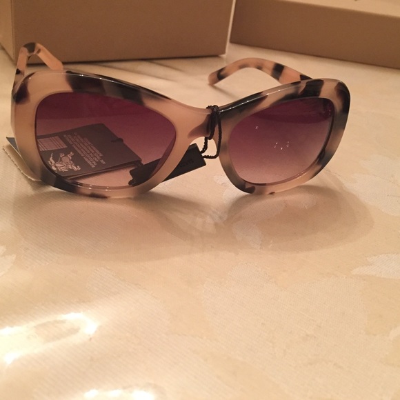 Burberry Sunglasses!