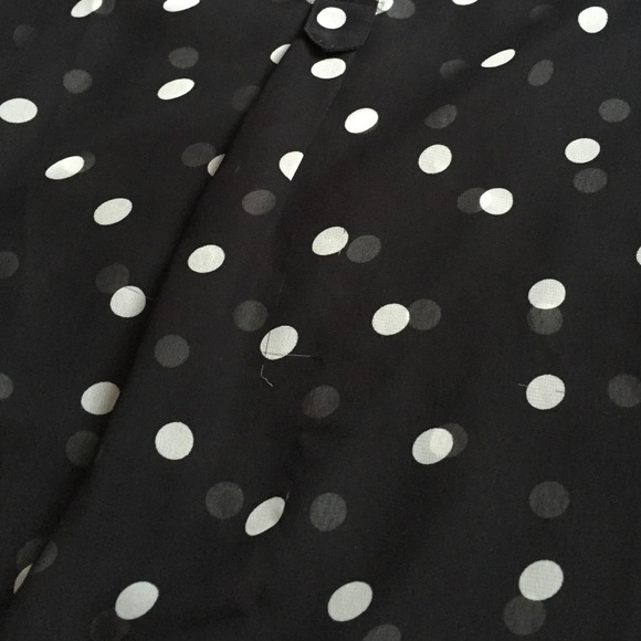 Black polka dot roll sleeve blouse - Picture 3 of 4
