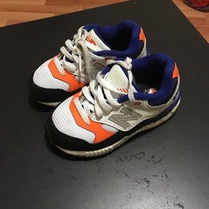 Toddler sneakers size 8c