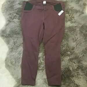 Never Worn, Old Navy Maternity Jeans
