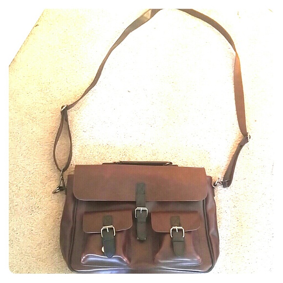 Faux leather messenger bag/backpack
