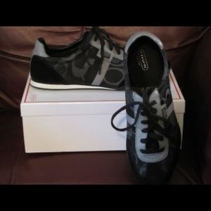 ♡OPEN TO OFFERS♡