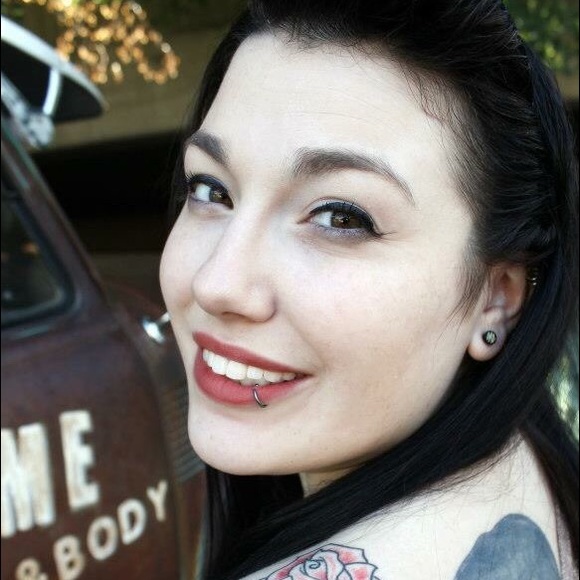 Meet your Posher, Alexa