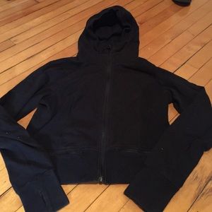 Lululemon black sweatshirt