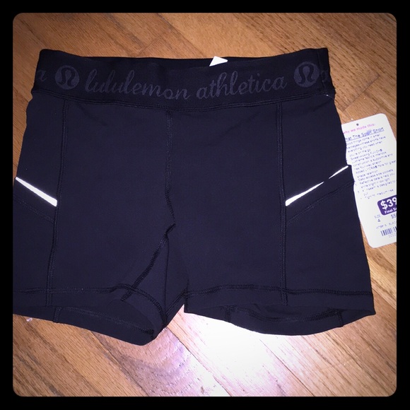 LuluLemon Racer Shorts Luxtreme Size 4