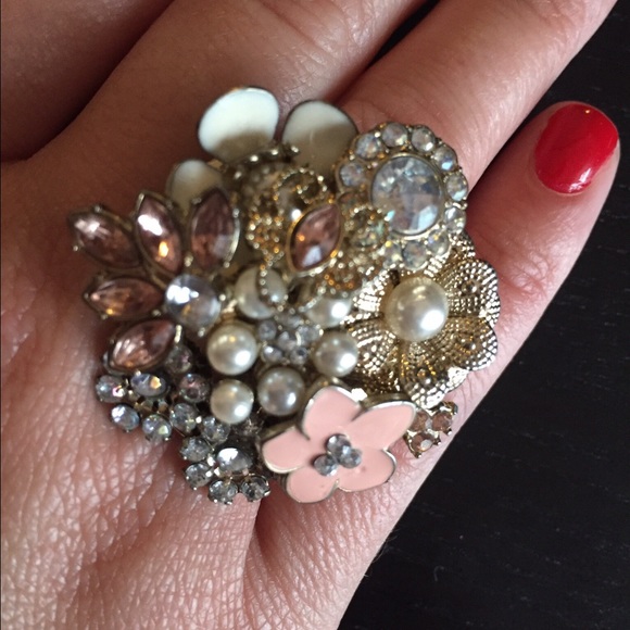 Flower Cluster Ring
