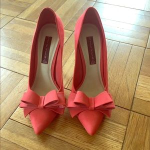 Steve Madden bow heels.