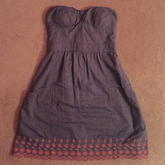 Strapless dress from American eagle size 2!