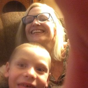 Meet your Posher, Ellen