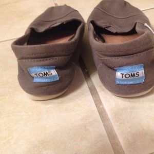 additional photos of women's toms