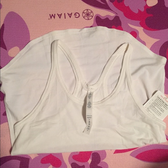 ** Sold**lululemon Tuck and Flow Tank