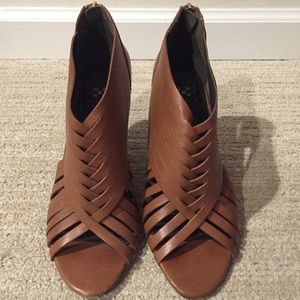 Vince Camuto Wedges