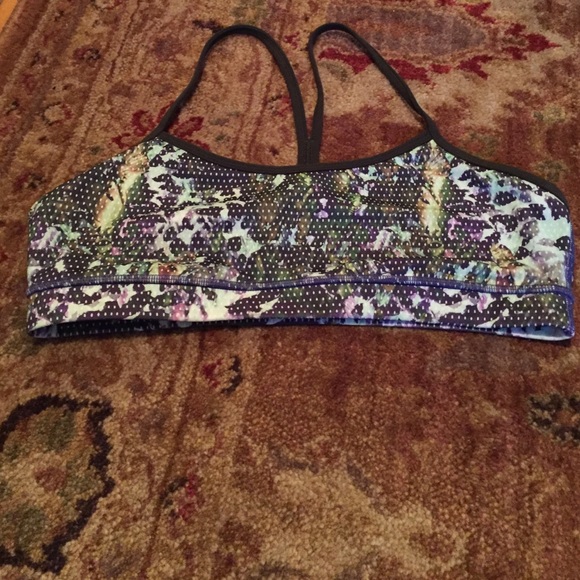 Lululemon Flow-Y bra